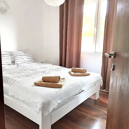 Zat Apartment