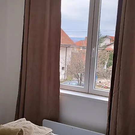 Zat Apartment *